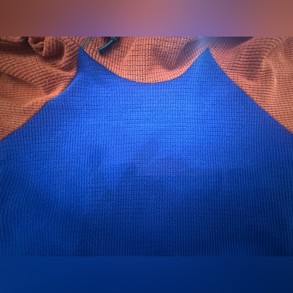 Melanzana Hoodie - Picture 2 of 5